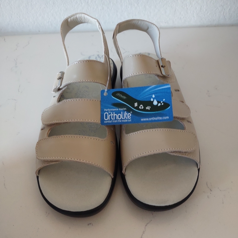 Propet Women's Cream Sandals - Picture 3 of 7